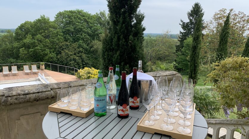 Slow Village Château des Forges terrasse