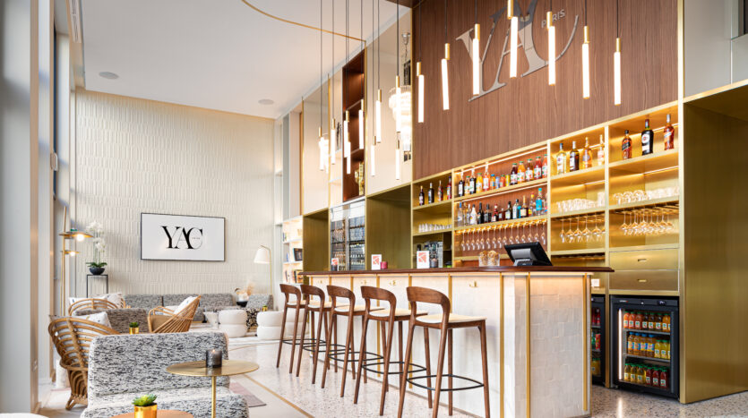 Yac Hotel Radisson