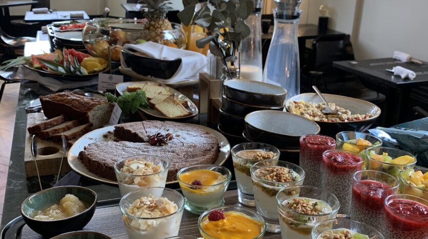 Slow Village Château des Forges buffet