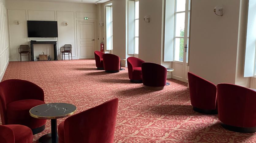Hotel Napoléon Fontainebleau salon empreinte