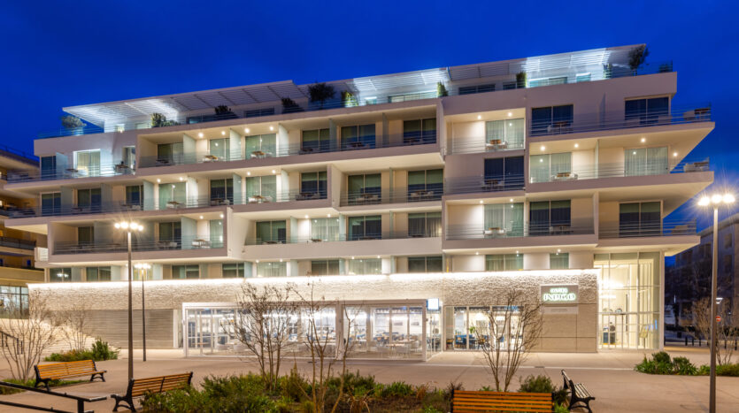 hotel indigo facade